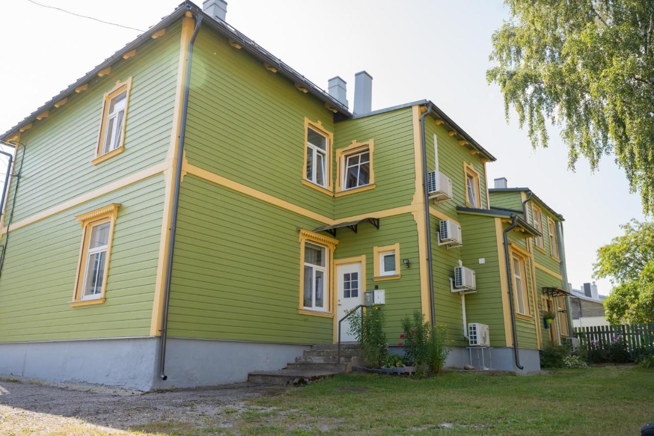 Centre Premium Appartement Pärnu Buitenkant foto