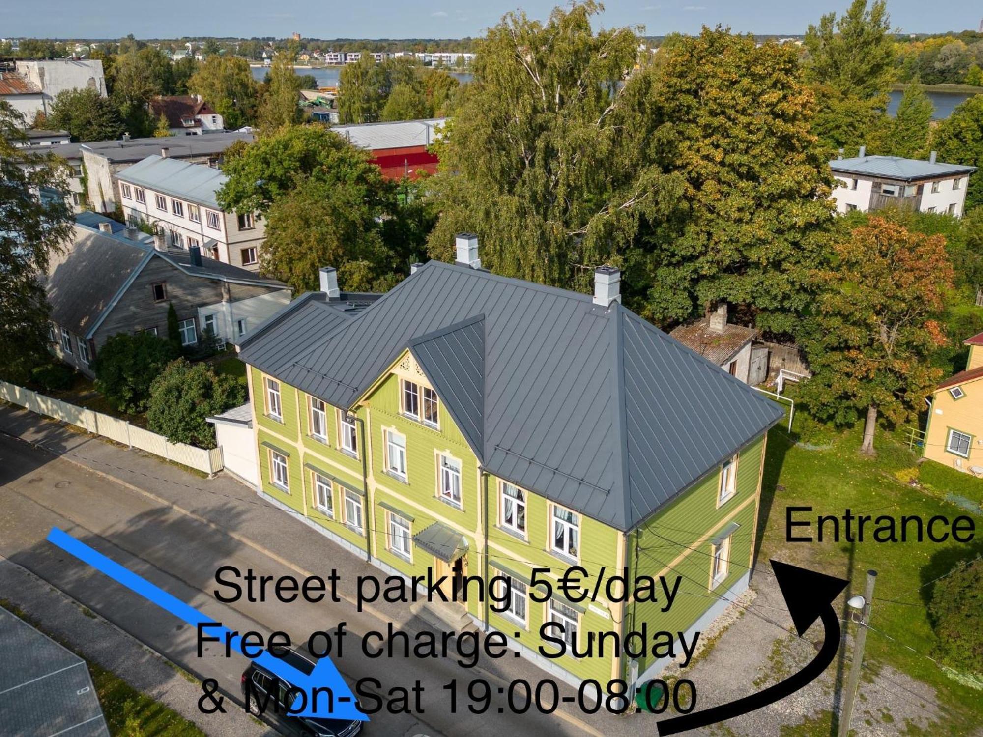 Centre Premium Appartement Pärnu Buitenkant foto